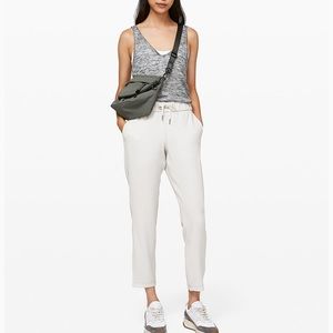 NWT Lululemon On the Fly 7/8 Pant Woven Size 4